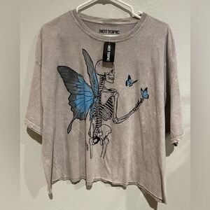 NWT Hot Topic Gray Skeleton Fairy Tee